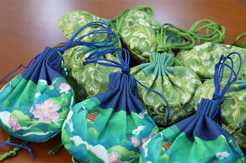 濃情端午·巧手爭(zhēng)“粽”-科強(qiáng)股份舉辦趣味夾粽大賽4